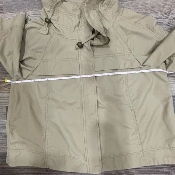 New Directions Khaki lightweight jacket. Size XL - Picture 12 of 16